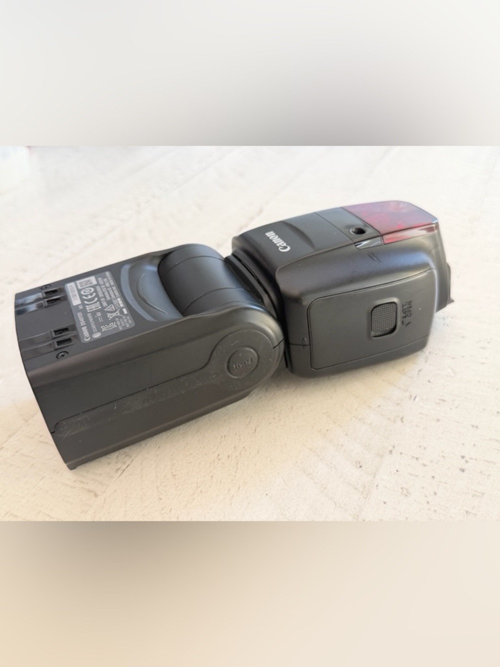 Canon Speedlite 600EX II-RT Flash w Original Box and Accessories - Picture 5 of 10